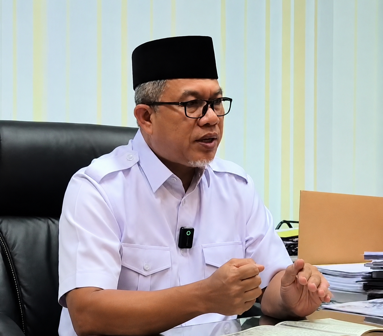 Belajar Menuntut Ilmu dari Imam Asy-Syafi'i: Menapaki Jalan Kemuliaan Dunia dan Akhirat